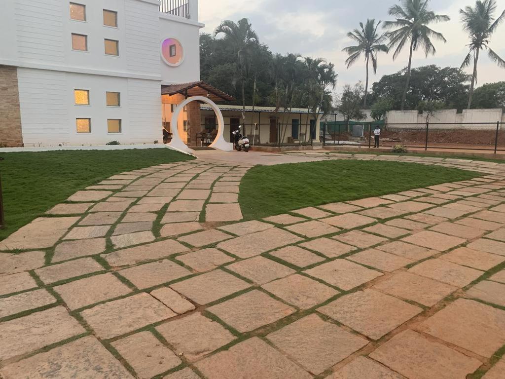 Airport Regency Hotel Devanahalli Exterior photo